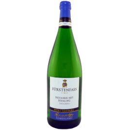 Silvaner mit Riesling trocken – Weinkellerei Hohenlohe – Fürstenfass