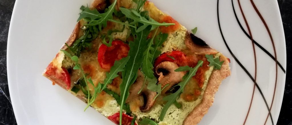 Flammkuchen mit Tomate Mozzarella
